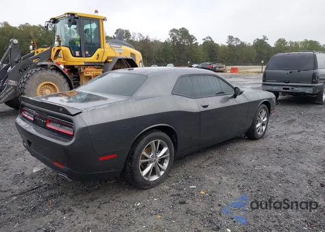 2022 Dodge Challenger Sxt Awd from USA, damaged, VIN 2C3CDZGG6NH204558